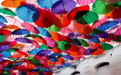 Solidaridad, Endgame y paraguas coloridos